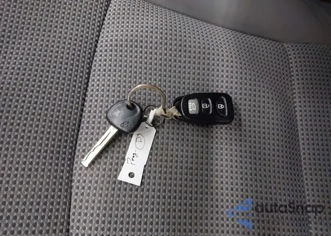 2013 Hyundai Sonata Gls z USA, uszkodzony, nr VIN 5NPEB4AC1DH648102